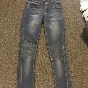 Rue 21 knee ribbed skinny jeans